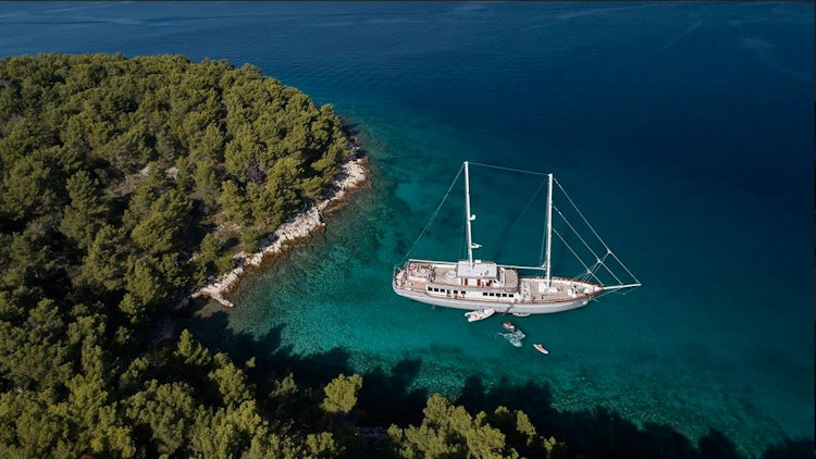 Croatia yachting