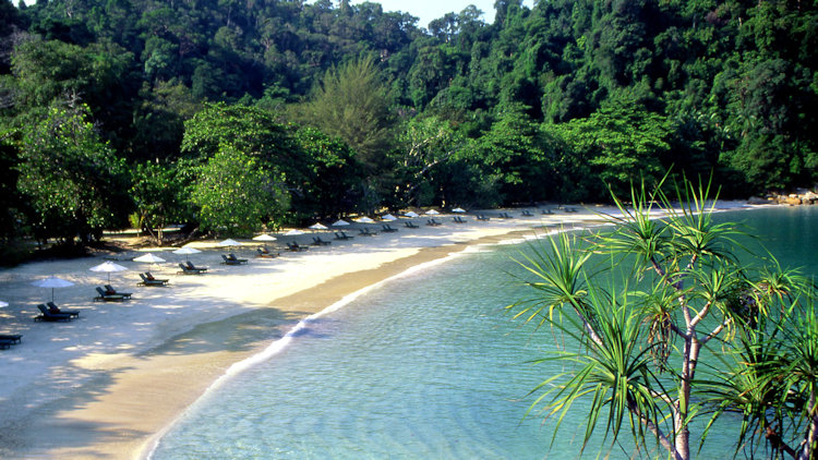 Emerald Bay beach