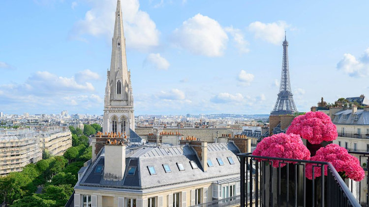 Four Seasons Paris view