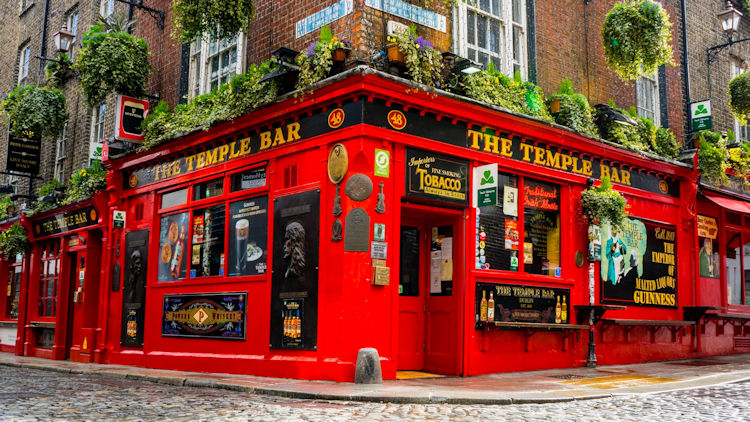 Irish pub