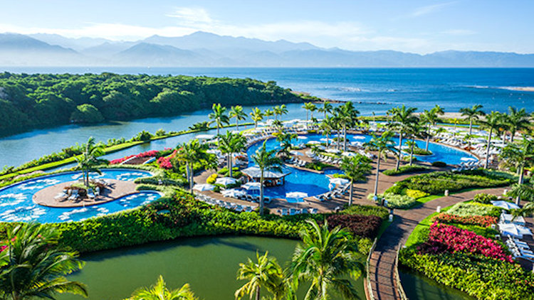 Grand Luxxe Vidanta Nuevo Vallarta pool