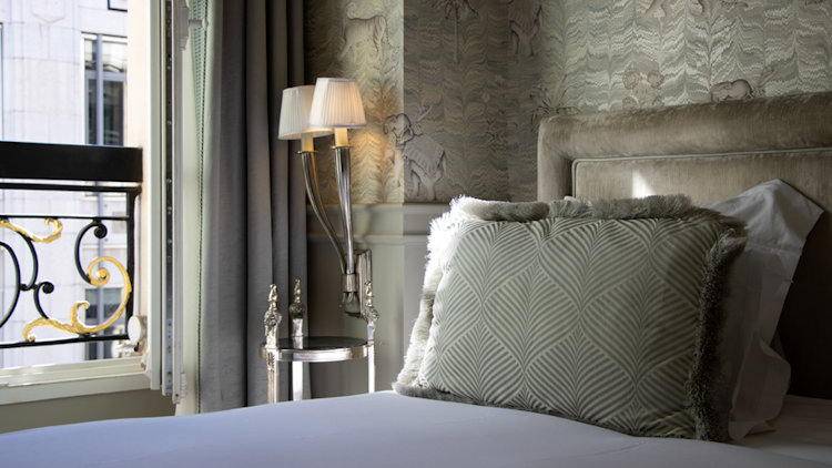 Hôtel George Washington guestroom