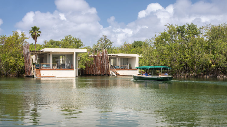 Rosewood Mayakoba boat arrival