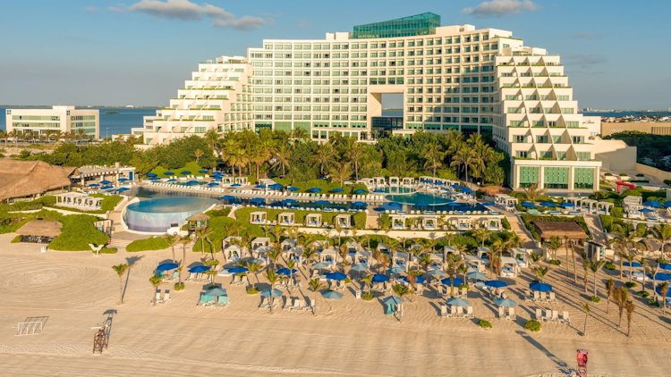 Live Aqua Beach Resort Cancun