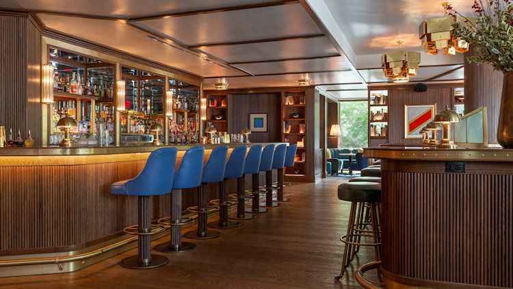 Dupont Hotel bar