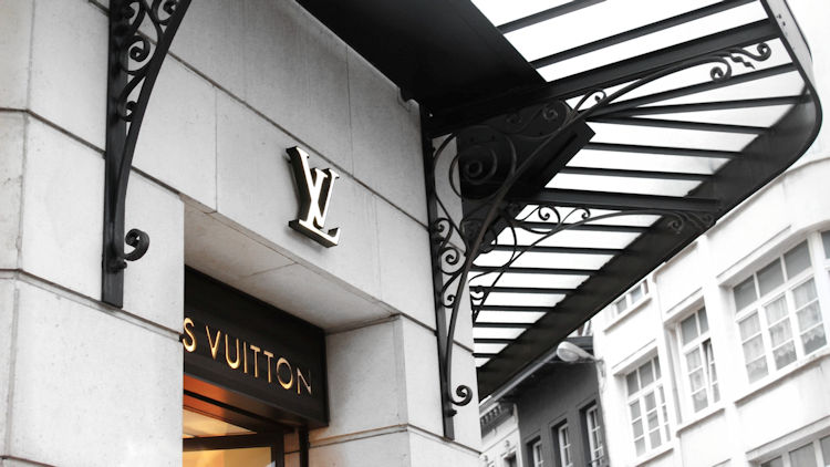 Louis Vuitton store Paris