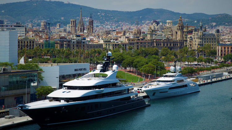 yacht harbour barcelona