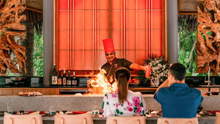 Anguru Teppanyaki at Vakkaru Maldives