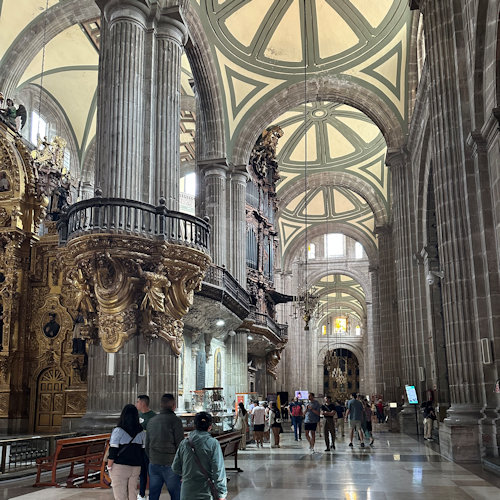 Metropolitan Cathedral – interior