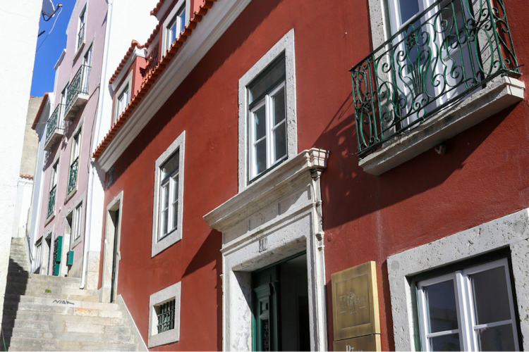 sao vicente alfama hotel exterior