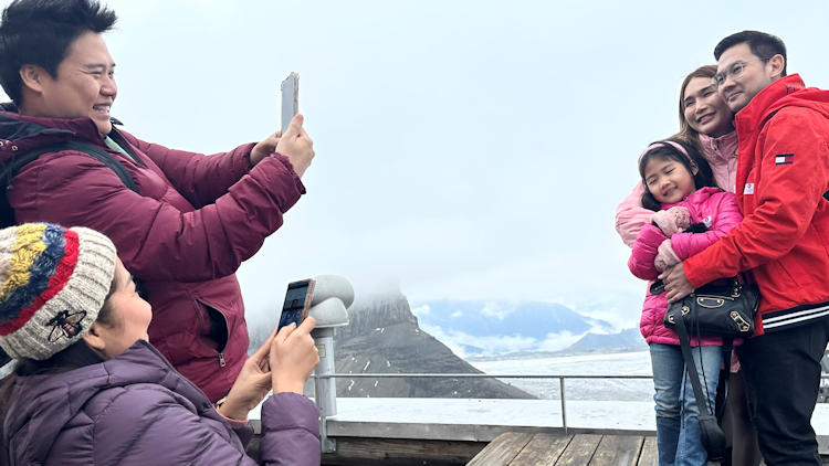 Switzerland tourists