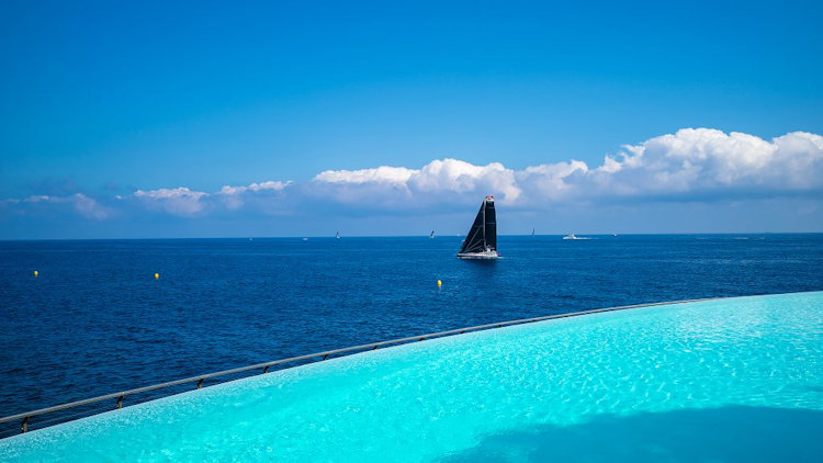 Cap Estel pool