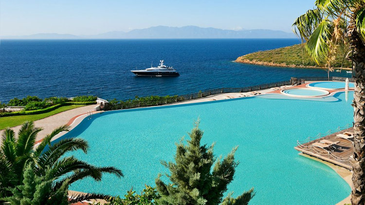Kempinski Hotel Barbaros Bay Bodrum pool