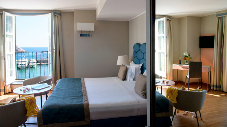 Grand Hotel Portovenere deluxe room
