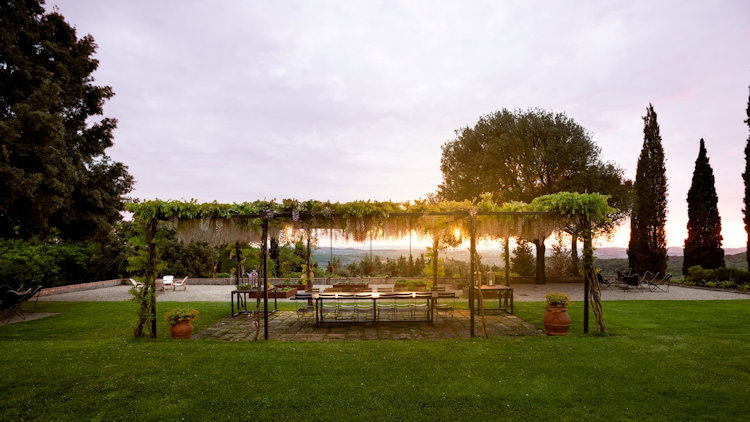 A quintessential Tuscan Luxury Villa
