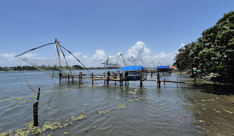 Chinese fishing nets in Kochi