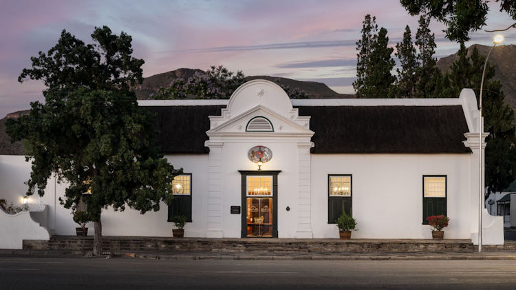 Front of the Drostdy Hotel