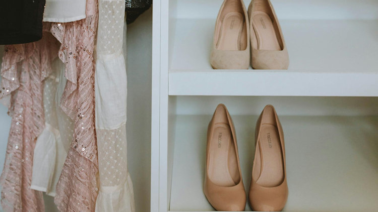 sensible women's shoes