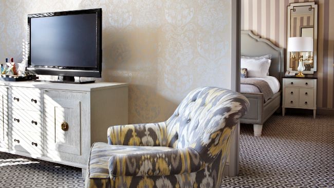 Madison Hotel suite