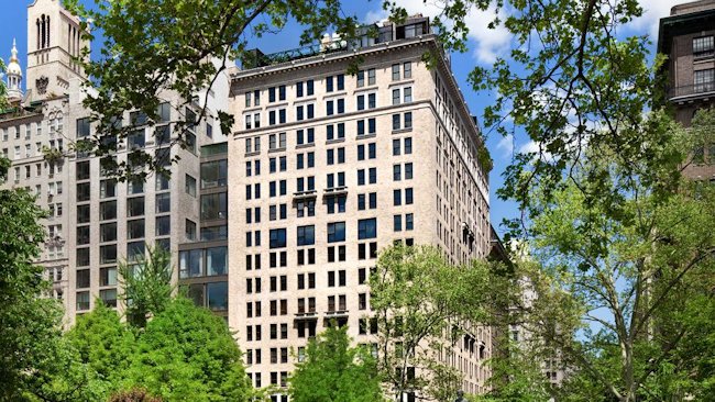 Gramercy Park Hotel exterior daytime