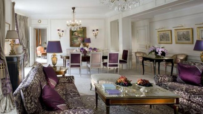 Hotel Plaza Athenee Paris Royal Suite dining room