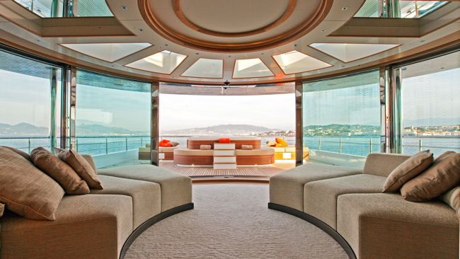 Yogi Superyacht