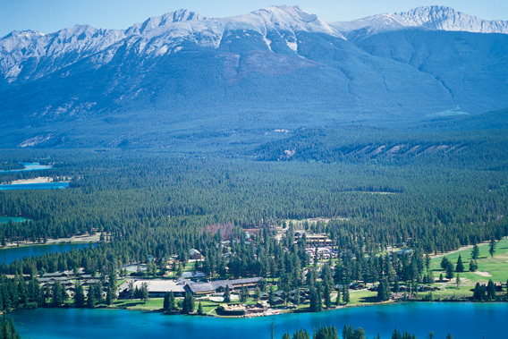 Fairmont_Jasper_Park_Lodge